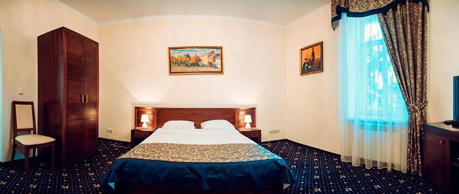 Boutique Hotel Villa P Uzhhorod Ngoại thất bức ảnh