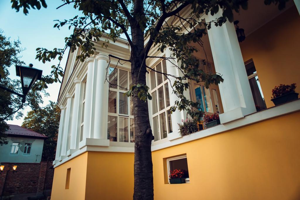 Boutique Hotel Villa P Uzhhorod Ngoại thất bức ảnh